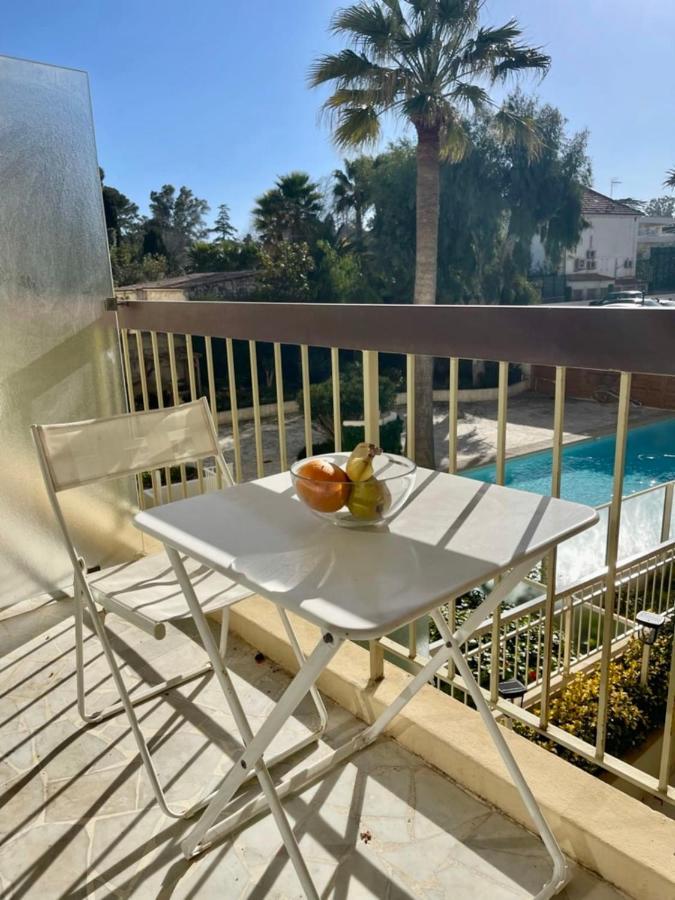 Seafront One Bedroom Apartment With A Terrasse Swimming Pool And A Parking Антиб Экстерьер фото